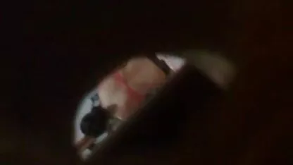Gangbang vídeo pornô caseiro com novinhas vestido
