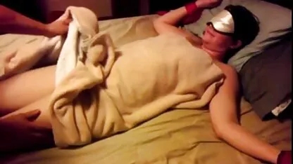 Fodendo na cama video caseiro pono