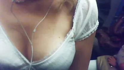 Fodido morena Pau video caseiro swing grande em grades
