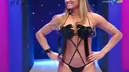 Fodendo o sexo caseiro entre gays clitóris da loira